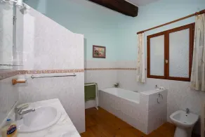 Rummelig villa med fantastisk udsigt og privat pool ~ 3 senge, 2 badeværelser, 7 sovepladser - Image 3