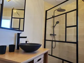 Jacuzzi privatif dans maison de village au calme - Image 3