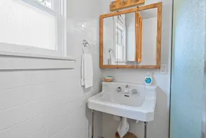 Bear Slope View - Close to Slopes, Pet Friendly, Fenced Yard, Hot Tub - Image 2