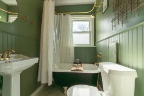 The Woven Oak - Gorgeous & Cozy Cottage with Game Room, Bar & 2 Full Baths - Image 5