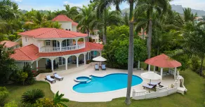Luxury 3BR 3BATH Villa Sleeps 6 - All INCLUSIVE - Image 5