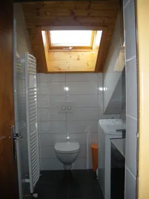 Apartamento en una casa - 42m² - Image 3