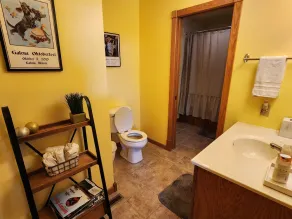 Cozy 3 bedroom house - Image 2