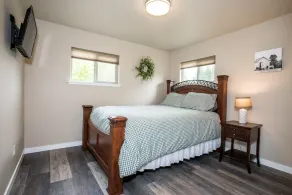 Newly Remodeled 2BD 1BA Home in Kalispell! Close to Glacier, Whitefish and more. - Image 5