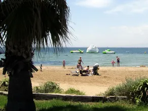 Smuk, dobbelt BEACH FRONT Penthouse, betagende udsigt, Wi-Fi, SAT TV, pool - Image 5