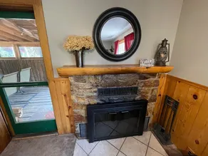 Cowboy Cabin In Red River - Image 2