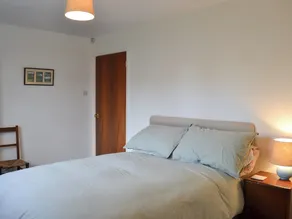 3 bedroom accommodation in Topsham - Image 5
