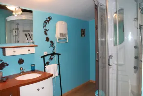 Bed and breakfast for 3 people Portes Du Désert with outdoor pool and jacuzzi. - Image 4