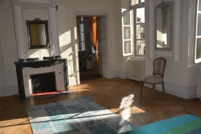 Luxury apartment in the heart of Lectoure - Image 2