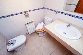 Apartamento con piscina junto a la playa - Image 3