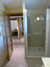 Stenhus med jacuzzi, mellem Cannes og Fréjus, uafhængig mini loft ... - Image 5