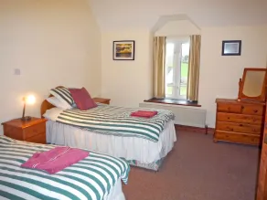 Stone Cottage Kenmare by Trident Holiday Homes - Image 4