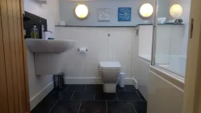 Vidunderligt børn og babyvenligt sommerhus. I nærheden af Porthleven, St Ives & Praa Sands - Image 2