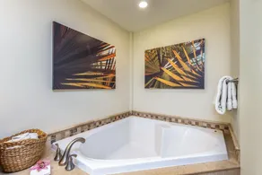 GORGEOUS OCEANFRONT CONDO W/AMAZING VIEWS - Waipouli A204 - Image 5