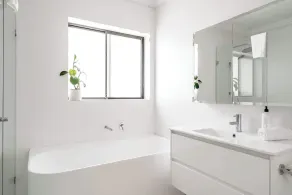 Amelie - Luxury, Beach View 3 Bedroom Condo  - 2 min walk to Terrigal Beach - Image 3