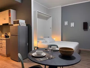 Brand new studio apartment near the city center - Image 4