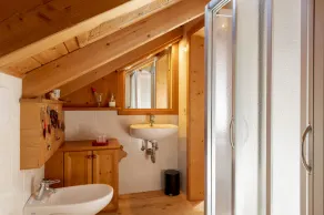 In the quiet of Reischach Tyrolean-style apartment along the bike path - Image 5