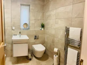 Homely luxury cottage 2 - Image 2