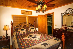 ROARING CREEK! Kabine m / HotTub, WiFi, Nær Boone On Stocked Trout Stream - Image 4
