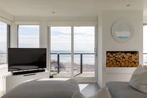 Luxury Seafront Family Home - Indoor Pool - Image 5