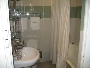 Serena Palace Hotel - Image 4