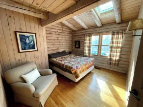Treetop Hideaway in Tyringham - Image 4