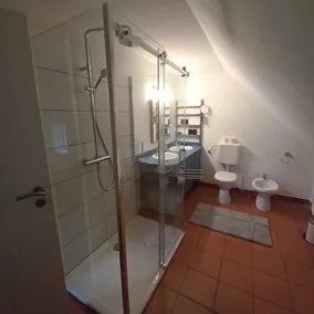Ferienwohnung Nr. 5-Appartamento-Lusso-Bagno privato-Vista sulla campagna - Image 5