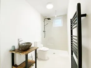 De Parys Self-Catering Flat 2 in Bedford - Image 2