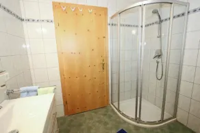 Appartamento in stile tirolese-Landhaus con giardino privato - Image 4