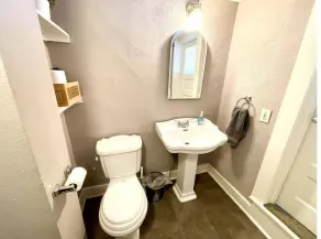 Cozy 3-bedroom home near downtown Fort Wayne | Pet Friendly! - Image 4