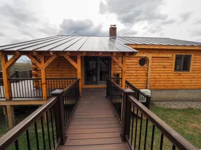 5-bedroom cabin on large private lot in East Burke near KINGDOM TRAILS - Image 5