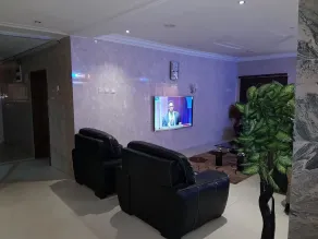 Grand Valley Hotel - Image 4