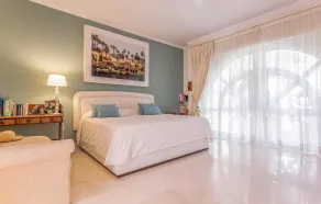 Luxurious Home In Málaga - Image 3