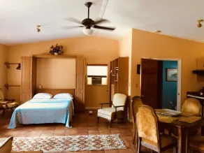 Lake of the Hills Cottage - Sleeps 4 - Image 5