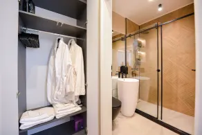Wabi Sabi - One Bedroom Apartment - Romana Square - Image 2