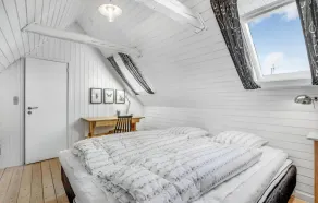 2 Bedroom Cozy Home In Rønne - Image 4