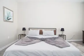 Renovated Fuse Entertainment District  DT 4 BR/3BA - Image 5