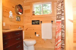 Luxury cabins in the foothills of the Blue Ridge Mountains - Image 3