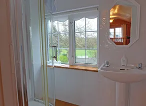 Island View Cottage Bantry by Trident Holiday Homes - Image 2