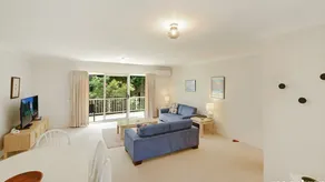 Evening Soiree - Good Position - Image 5
