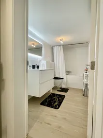 OneLuxStay near Antwerp Central - Image 3