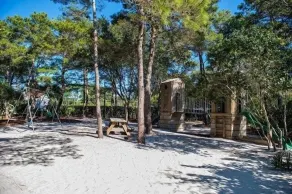 Waves 1 Bedroom Cottage by RedAwning - Image 2