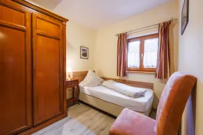 Apartment 70sqm, balcony, carport, kitchen, 2 bedrooms and living room, 4 pers - Image 3