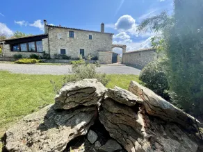 Countryside holiday villa w/ wonderful pool area. Only 60 km from Barcelona! - Image 3