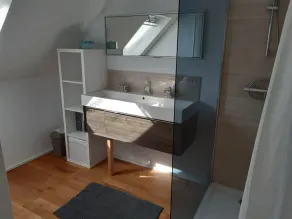 Hus med havudsigt nær stranden - Image 3