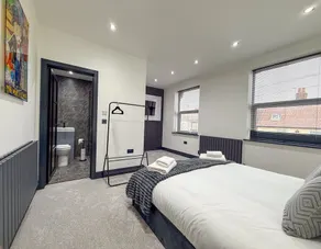Santi House - Image 5