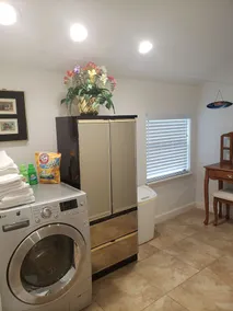 \"Wickie's Wharf \" Condo on lake Conroe - Image 3