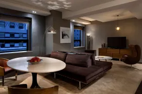 2 Connecting Suites at a 4⭐️ Hotel - Image 4