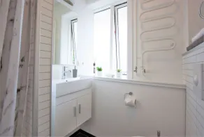 Located in downtown Reykjavik, only 200-meter walking distance from the main street Laugavegur - Image 2