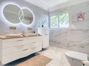 Modern Provencal house with swimming pool and jacuzzi - Image 3